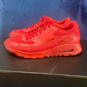 Red Nike air max